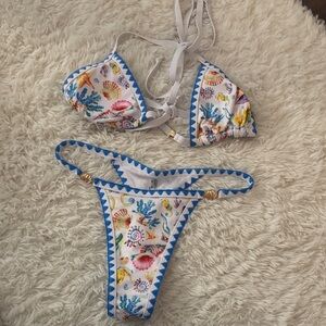 SHEIN White Seashell Print Triangle Bikini with Blue Trim
